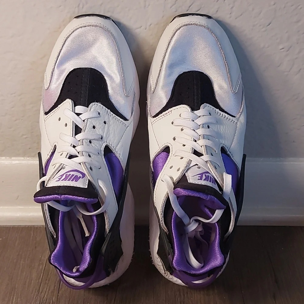 Nike Huarache Men's White Black Purple Athletic Shoes - Picture 8 of 10